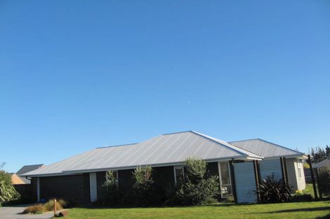 Photo of property in 8 Greenmeadow Gardens, Belfast, Christchurch, 8051