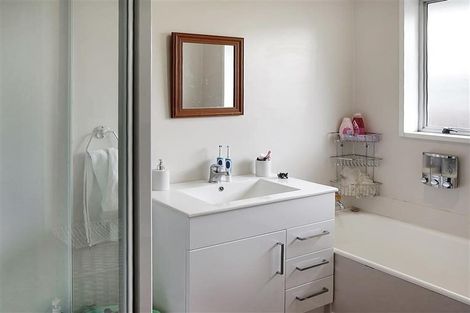 Photo of property in 1/4 Tracy Place, Redwood, Christchurch, 8051