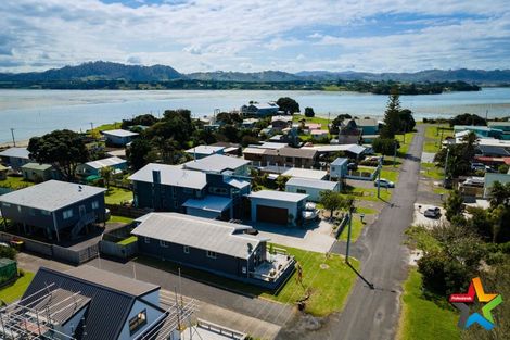 Photo of property in 16 Tatai Road, Bowentown, Waihi Beach, 3177