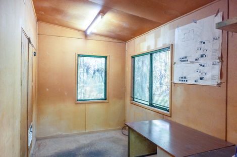 Photo of property in 35 Miro Road, Palm Beach, Waiheke Island, 1081