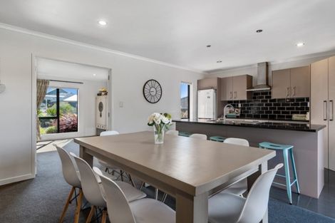 Photo of property in 16 Lynley Park Drive, Omokoroa, 3114