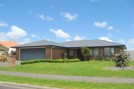 Photo of property in 16 Moss Crescent, Takanini, 2112
