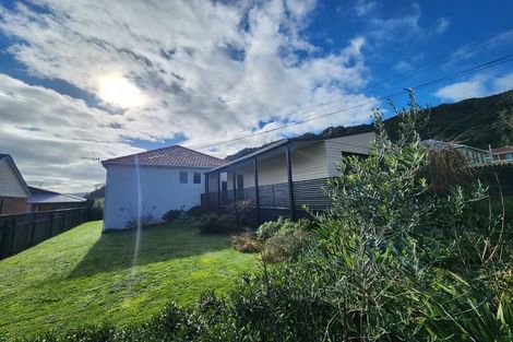 Photo of property in 184 Whites Line East, Waiwhetu, Lower Hutt, 5010