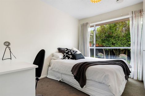 Photo of property in 61 Liverton Crescent, Bishopdale, Christchurch, 8053
