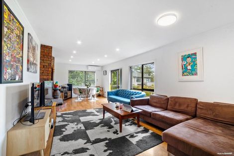 Photo of property in 43 Chequers Avenue, Glenfield, Auckland, 0629