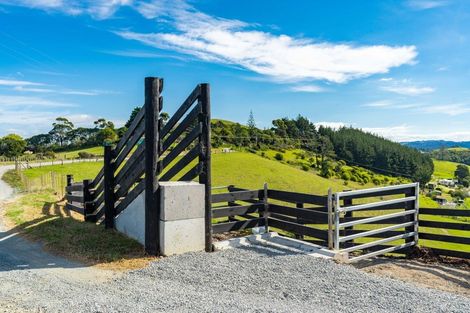 Photo of property in 109 Beasley Road, Pataua South, Onerahi, 0192