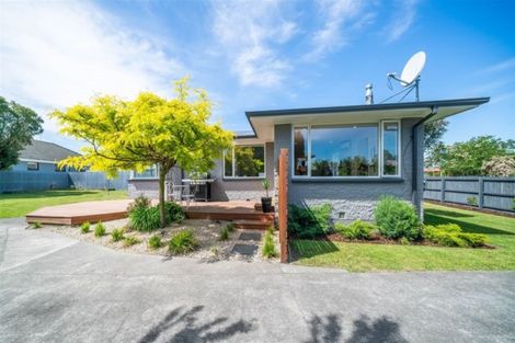 Photo of property in 4 Roswell Place, Islington, Christchurch, 8042