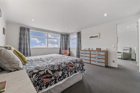 Photo of property in 9b Chilman Street, Strandon, New Plymouth, 4312