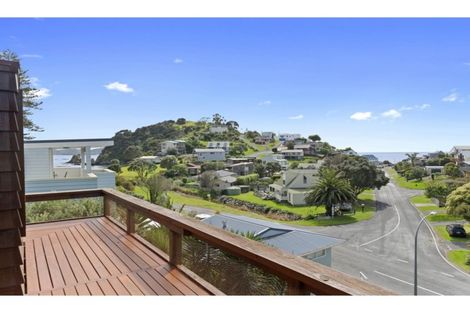 Photo of property in 25 Tapeka Road, Russell, 0202