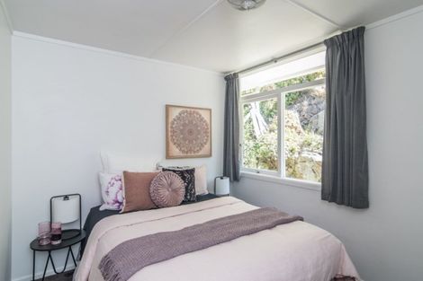 Photo of property in 79 Miramar North Road, Miramar, Wellington, 6022