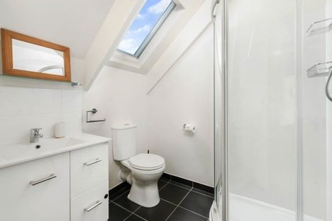 Photo of property in 25d Williams Street, Sunshine Bay, Queenstown, 9300