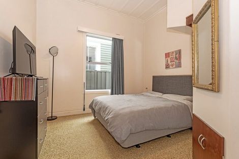 Photo of property in 300 Aberdeen Road, Gisborne, 4010