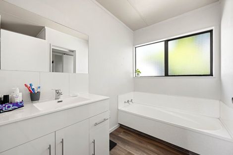 Photo of property in 76a Rimu Street, Maeroa, Hamilton, 3200