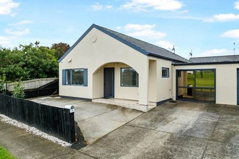 Photo of property in 4 Otago Place, Favona, Auckland, 2024