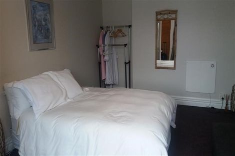 Photo of property in 6 Baring Street, Oriental Bay, Wellington, 6011