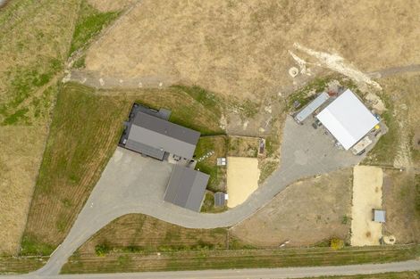Photo of property in 1 Elm Place, Waipukurau, 4284