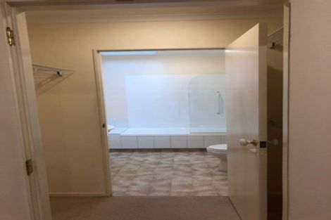 Photo of property in 42 Lakeridge Close, Rangatira Park, Taupo, 3330