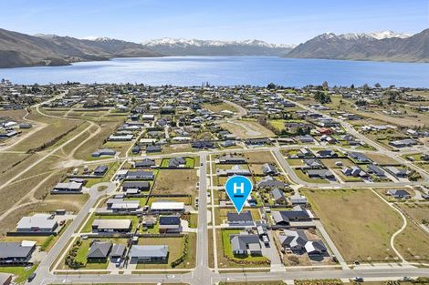 Photo of property in 12 Sentinel Drive, Lake Hawea, 9382