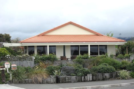 Photo of property in 16 Point Road, Monaco, Nelson, 7011