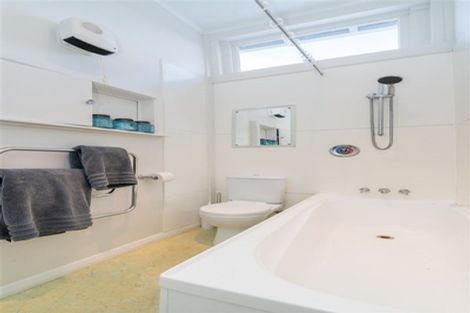 Photo of property in 15 Kirkcaldy Street, South Dunedin, Dunedin, 9012