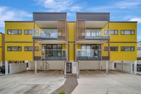 Photo of property in 102/7 Newelm Lane, Flat Bush, Auckland, 2019