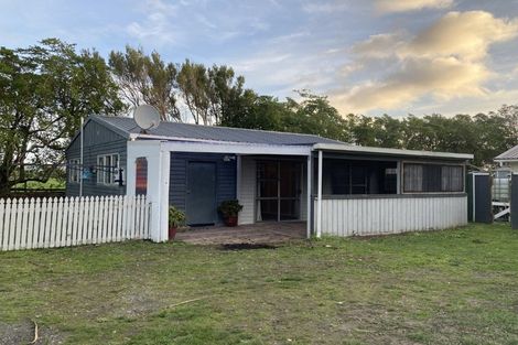 Photo of property in 55 Atkinson Avenue, Otaki Beach, Otaki, 5512