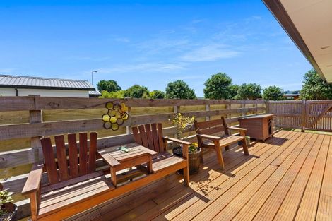 Photo of property in 12 Tamihana Street, Otaki, 5512