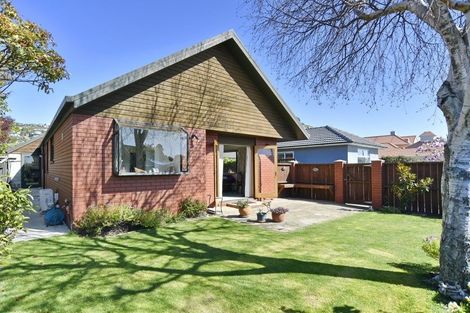 Photo of property in 1/164 Main Road, Redcliffs, Christchurch, 8081