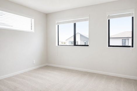 Photo of property in 42 Toanui Road, Hobsonville, Auckland, 0616