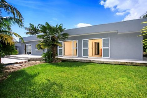 Photo of property in 14a The Avenue, Albany, Auckland, 0632