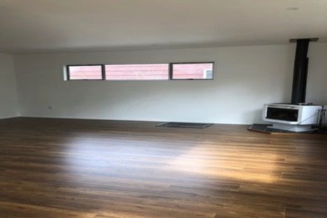 Photo of property in 2/56 Knightsbridge Drive, Forrest Hill, Auckland, 0620