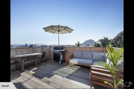 Photo of property in 30 Terrace Avenue, Mount Maunganui, 3116