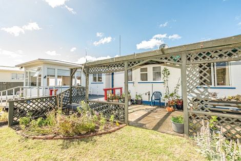 Photo of property in 118 Puriri Street, Gonville, Whanganui, 4501
