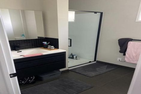 Photo of property in 335 Whitford Road, Whitford, Howick, 2571