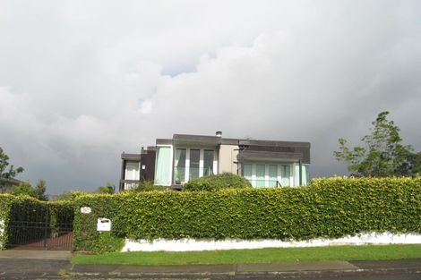 Photo of property in 88 Marine Parade, Mellons Bay, Auckland, 2014