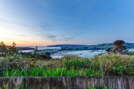 Photo of property in 45 Kahu Road, Paremata, Porirua, 5024