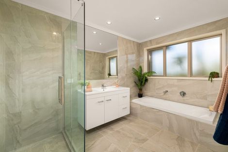 Photo of property in 11a Okura Drive, Kerikeri, 0230