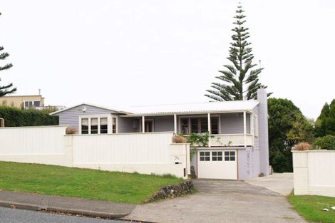 Photo of property in 76 Cockle Bay Road, Cockle Bay, Auckland, 2014