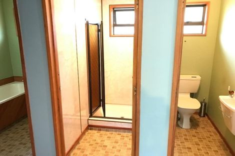 Photo of property in 8 Ridder Place, Halswell, Christchurch, 8025