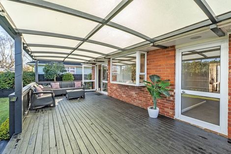 Photo of property in 25 Munro Street, Redwood, Christchurch, 8051