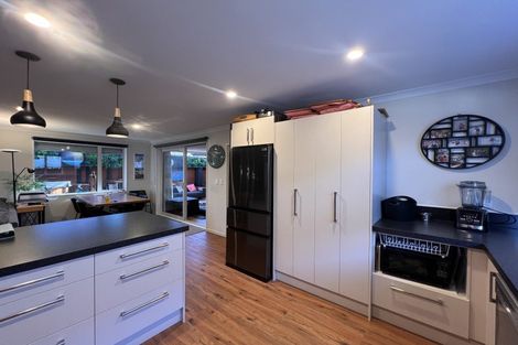 Photo of property in 14 Pounamu Place, Pegasus, 7612