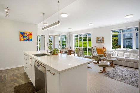 Photo of property in 66 Panorama Heights, Orewa, 0931