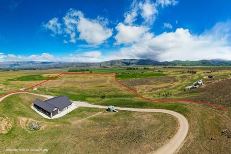 Photo of property in 211 Mcarthur Road, Springvale, Alexandra, 9391