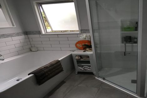 Photo of property in 14 Eruini Street, Waikanae Beach, Waikanae, 5036