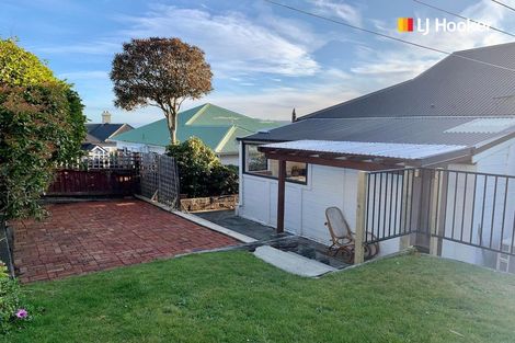 Photo of property in 10 Stirling Street, Andersons Bay, Dunedin, 9013