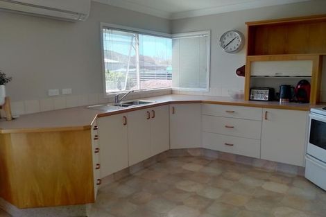 Photo of property in 2/68 Guppy Road, Greenmeadows, Napier, 4112