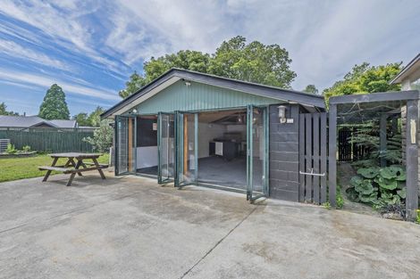 Photo of property in 12 Bowen Street, Southbridge, 7602