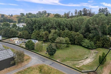 Photo of property in 7 Kotukutuku Road, Hunterville, 4730