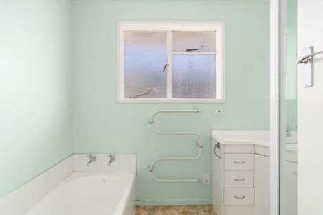 Photo of property in 56 Molyneux Avenue, Cromwell, 9310