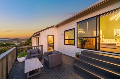 Photo of property in 45 The Crowsnest, Whitby, Porirua, 5024